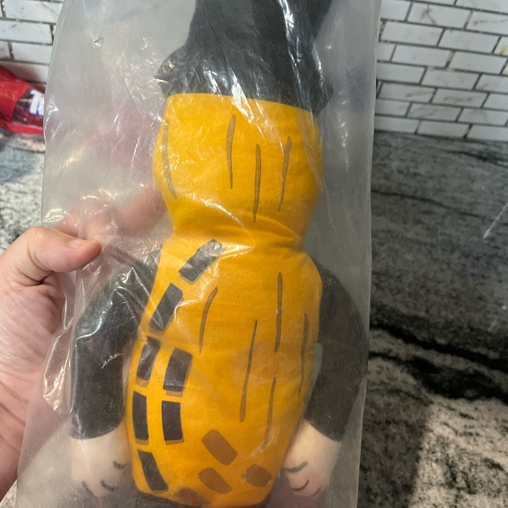 VINTAGE PLANTERS MR. PEANUT STUFFED DOLL - NEW IN ORIGINAL PACKAGING - Picture 8 of 9